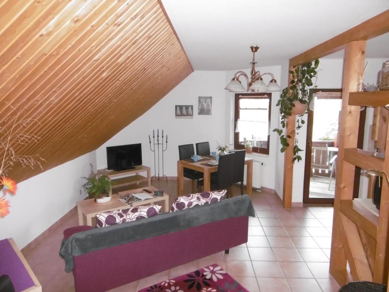 Ferienwohnungen Moritz Riechheim エクステリア 写真